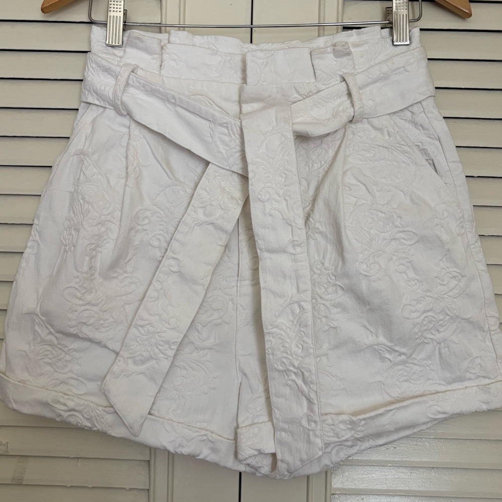 Line & Dot Women’s White Embroidered Shorts Belted Cotton Nylon Size S Chic